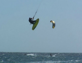  Kitesurfing jump